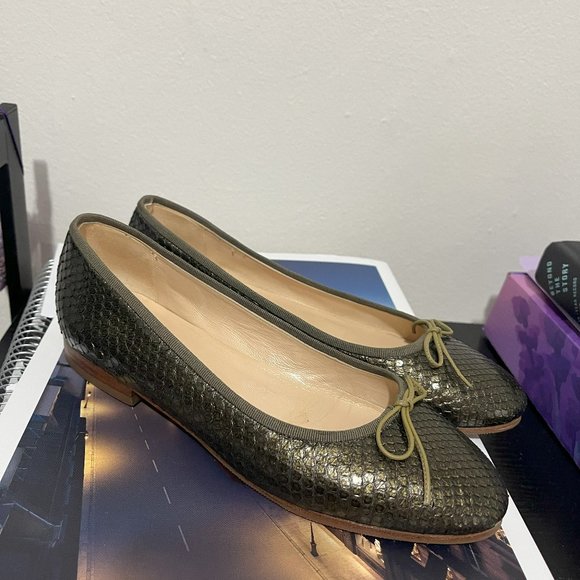 Giorgio's of Palm Beach Luxury Italian Ostrich Leather Ballerinas - Picture 2 of 4